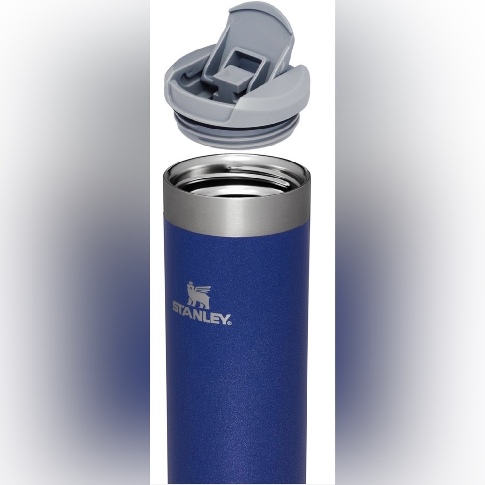NWT-Stanley 16oz Stainless Steel AeroLight Transit Bottle in Lapis Glimmer
